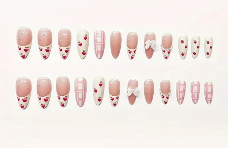 Cherished strawberries - 3D Luxury Nails - Image 2
